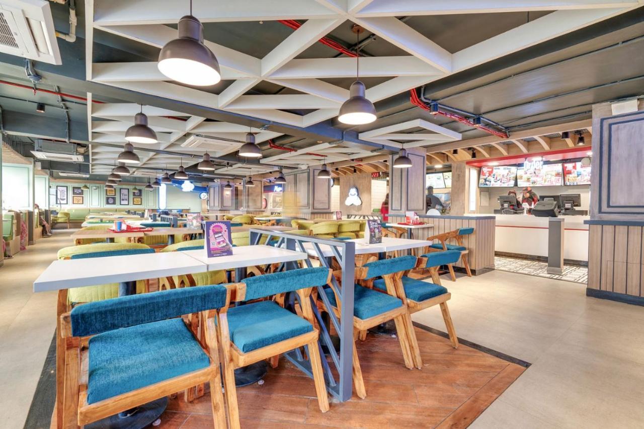 Hotel 11 Boulevard Srīnagar Dış mekan fotoğraf